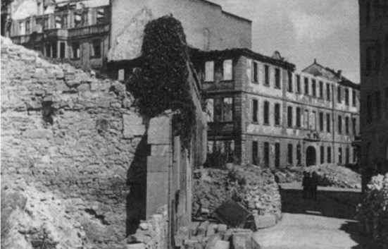 Frankfurt Grosser Hirschgraben 1945 2